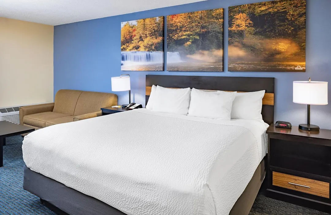 Days Inn By Wyndham Waynesville Nc-1