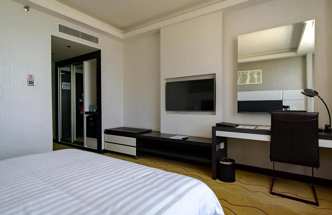 Promenade Hotel Kota Kinabalu-1