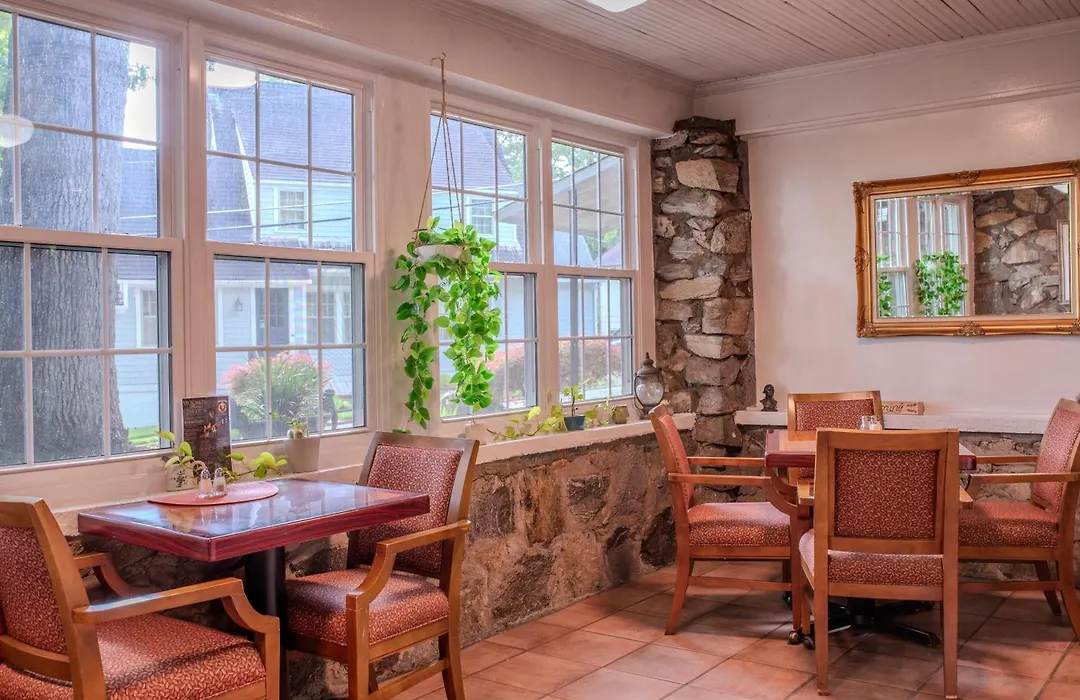 Mckinley Edwards Inn-1