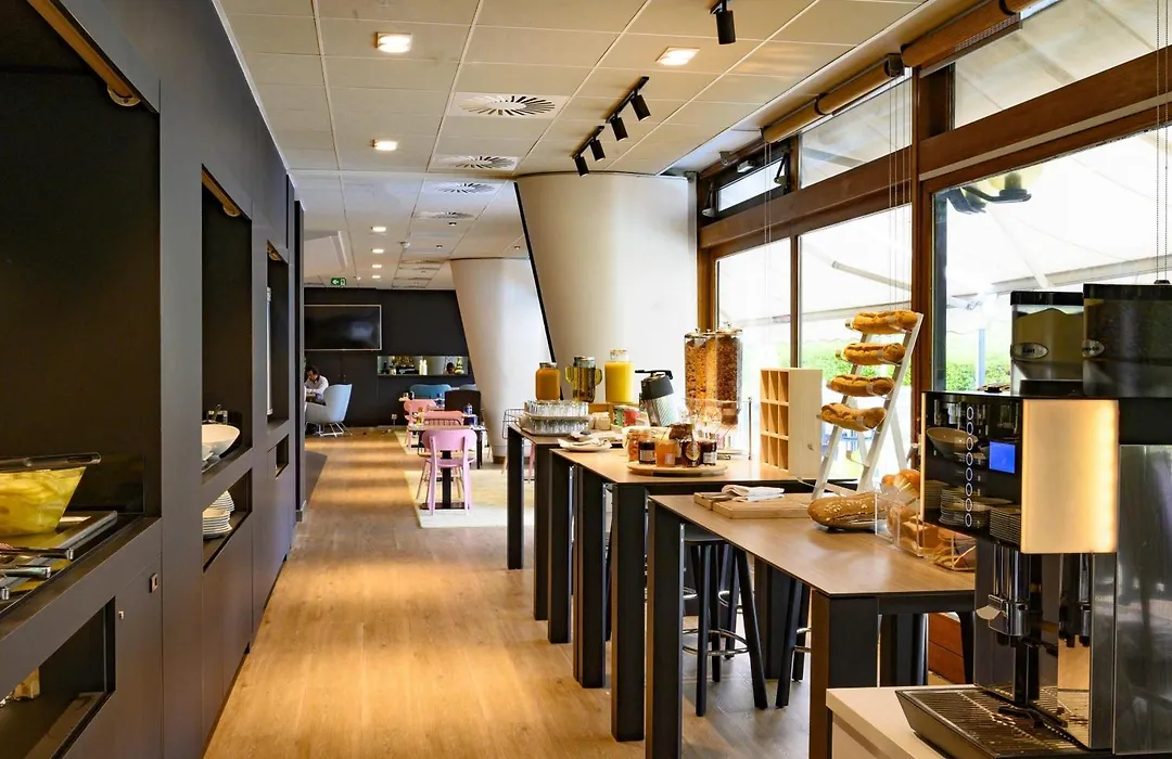 Novotel Paris Créteil Le Lac-1