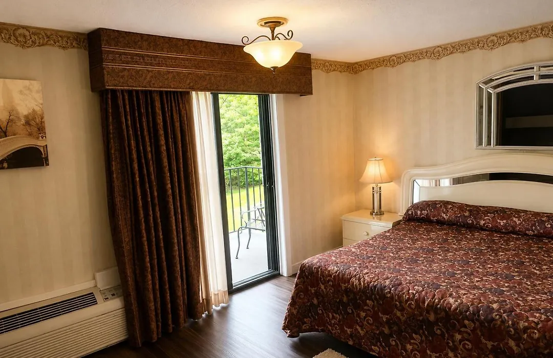 Chateau Royale Inn-1