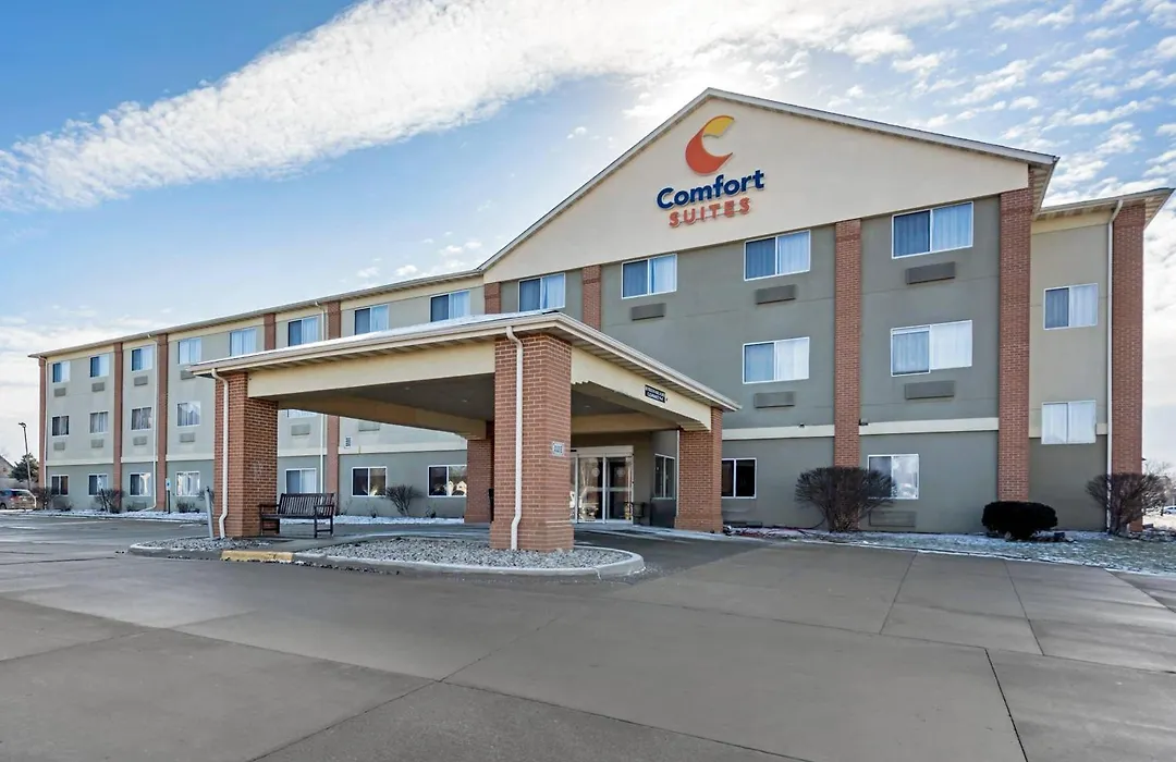 Comfort Suites Normal University Area-1