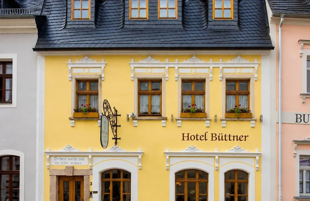 Das Büttner- Im Herzen von Schneeberg - Frühstück buchbar - Parkplatz-1