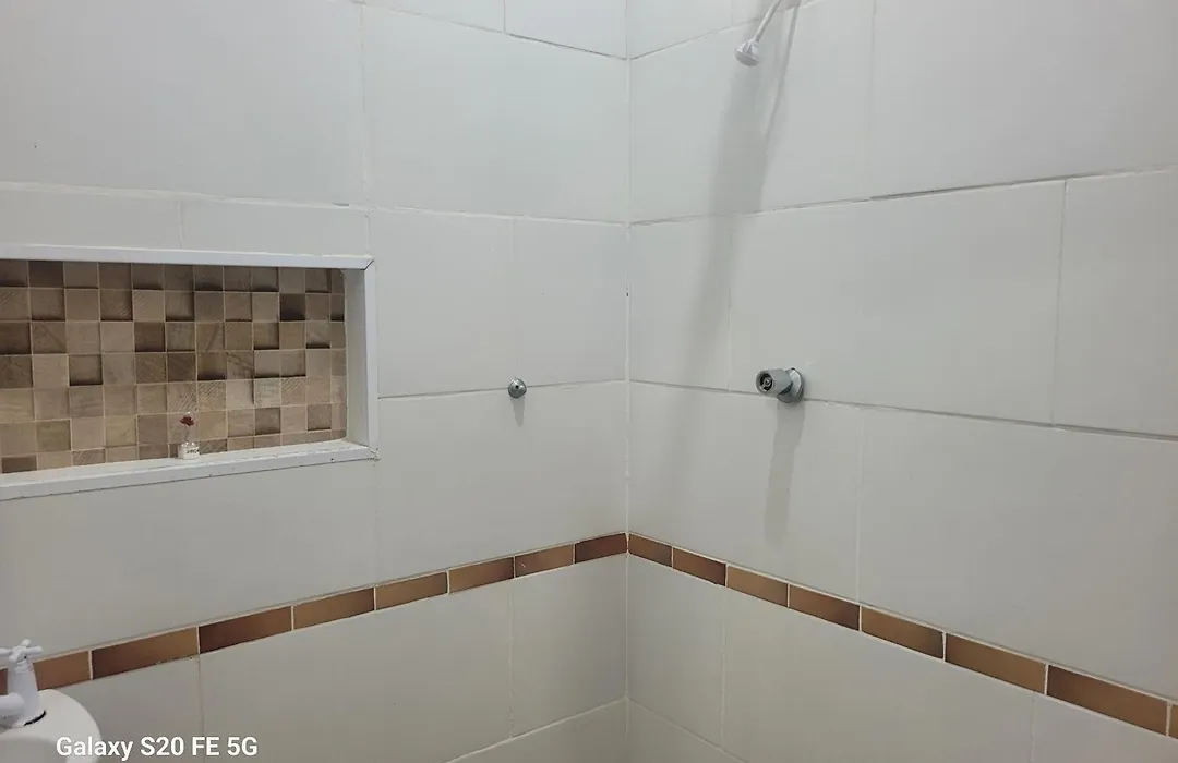 Pousada do sossego mar e verde em Itanhaem com piscina-1