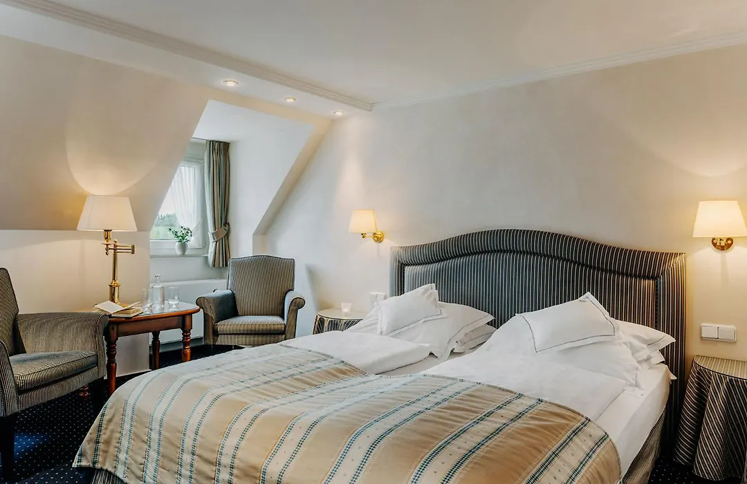 Fletcher Berghotel Astenkrone-Winterberg-1