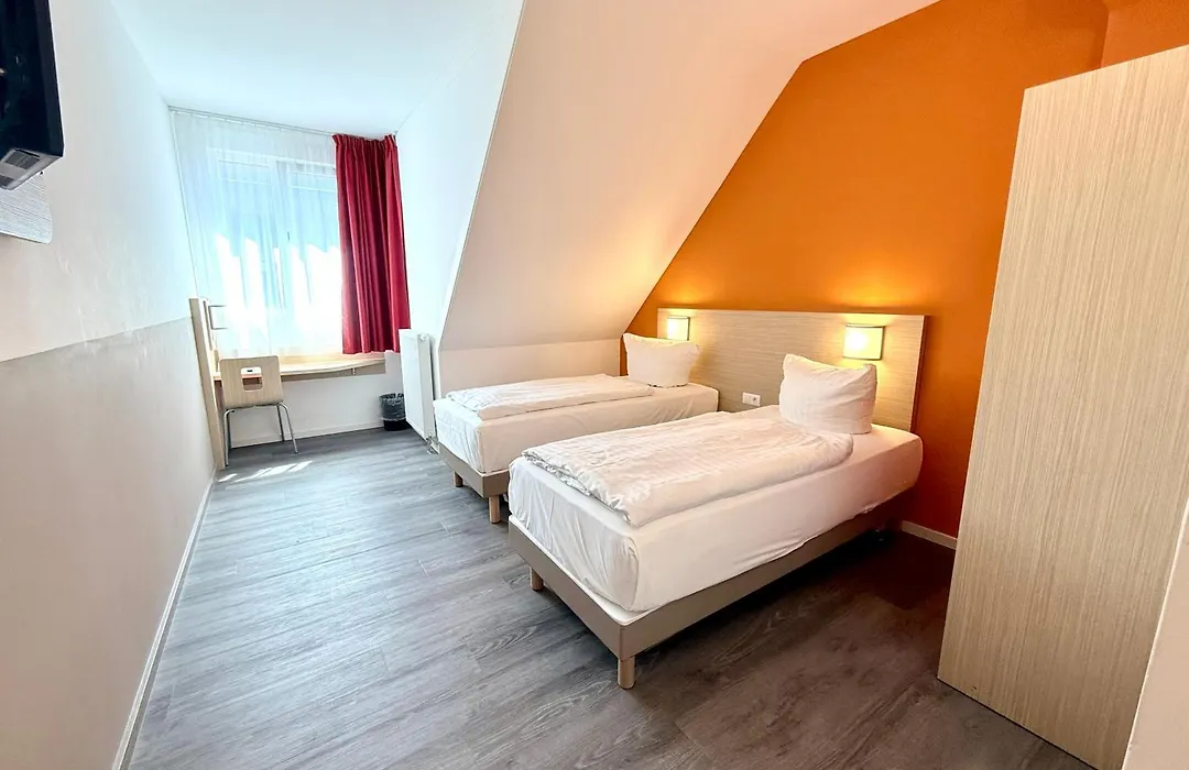 Premiere Classe Hotel am Kieler Schloss Kiel-1