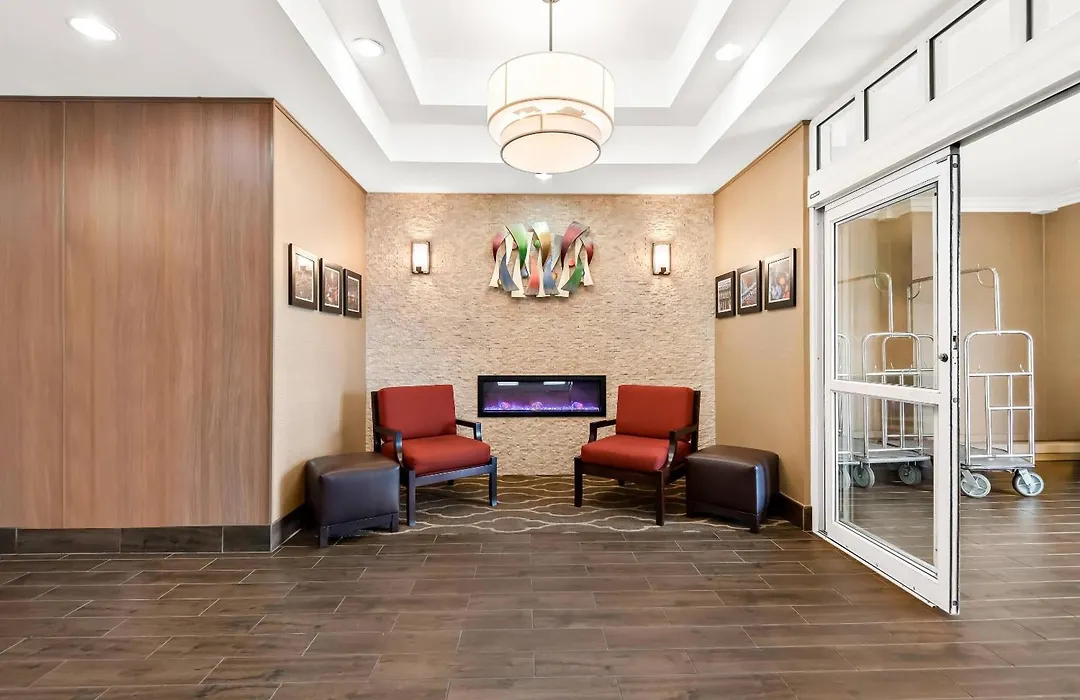 Comfort Suites New Orleans East-1