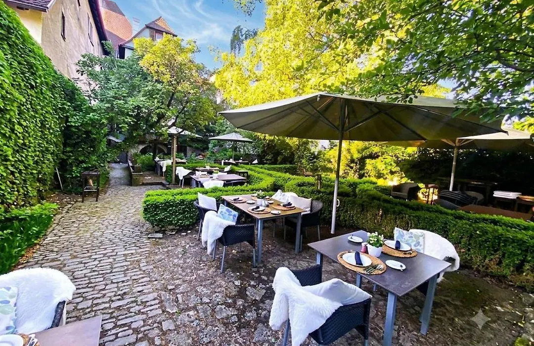 Hotel Herrnschloesschen-1