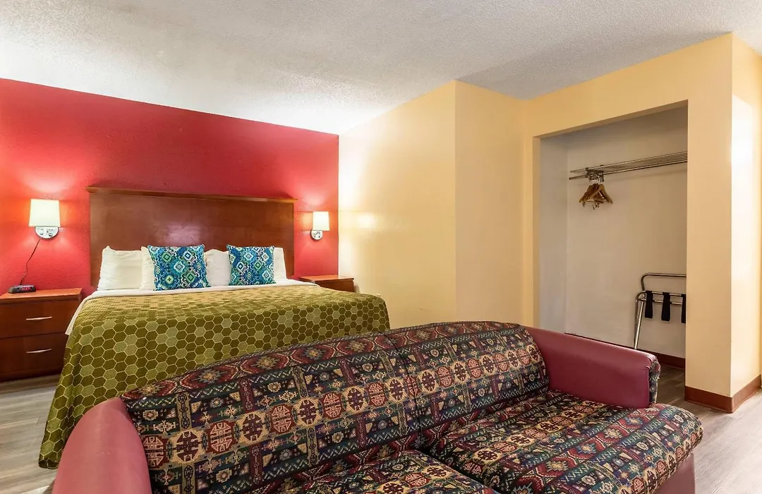 Econo Lodge Gallup West-1