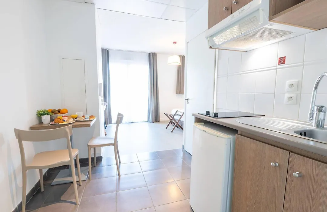 Zenitude Hôtel-Résidences Cannes Mandelieu Confort-1