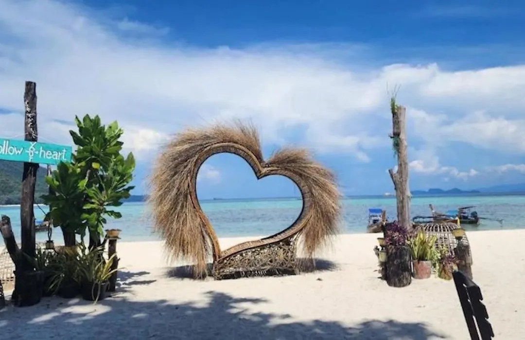 Lipe Beach Resort-1
