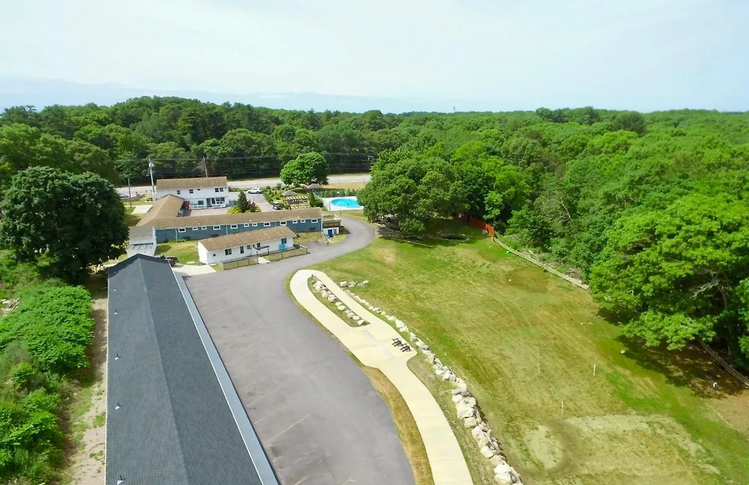 Aquastar Inn-1