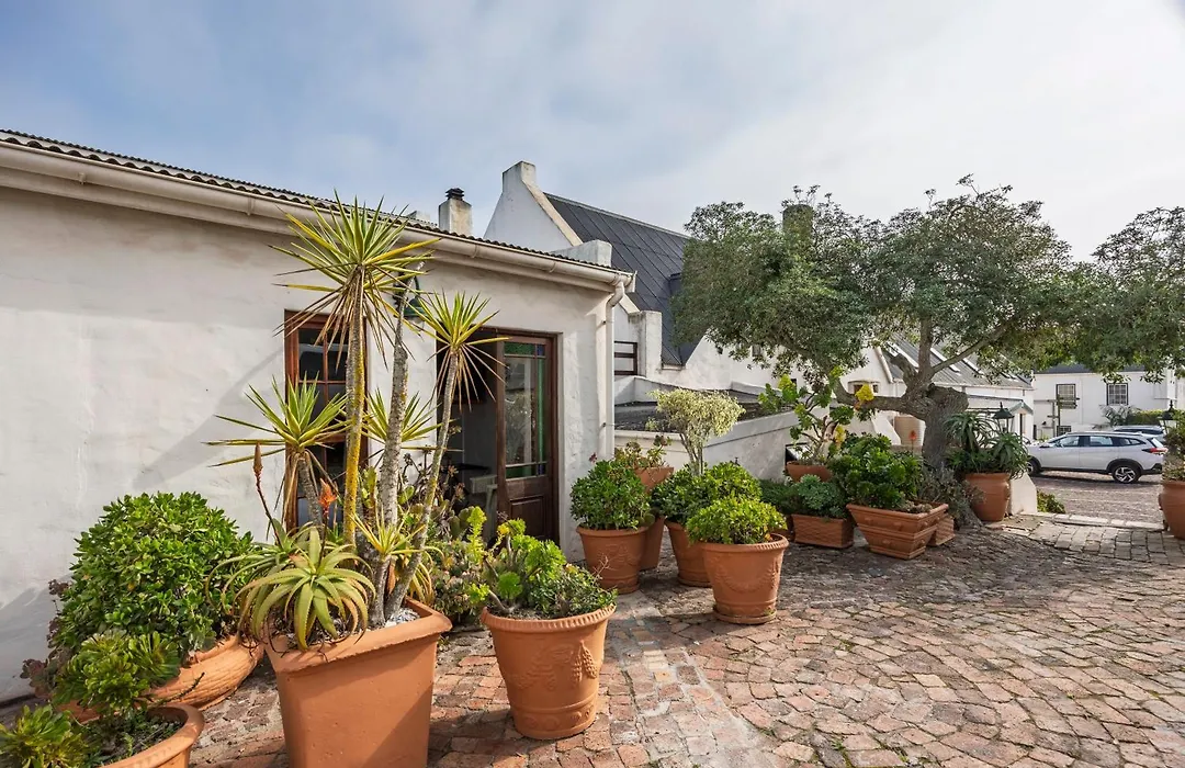 Adventure Pad'S By The Farmhouse Hotel-1