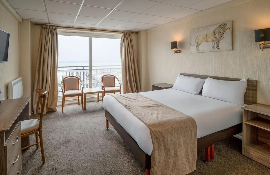 The Grand Burstin Hotel-1