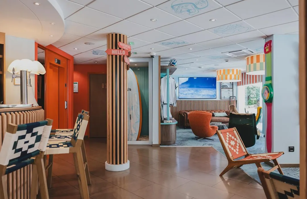 Surf Club Hotel By Akena - Grande Plage-1