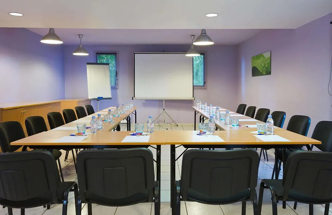 ibis budget Chilly-Mazarin Les Champarts-1