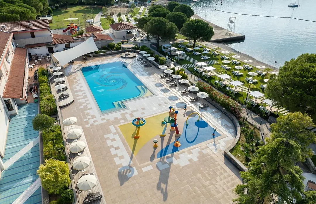 Hotel Vile Park-1