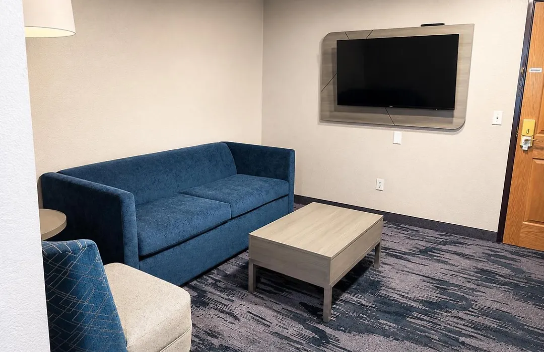 Heritage Hotel And Suites-1