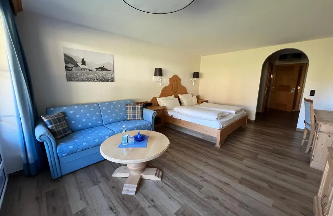 Hotel Alpengasthof Löwen-1