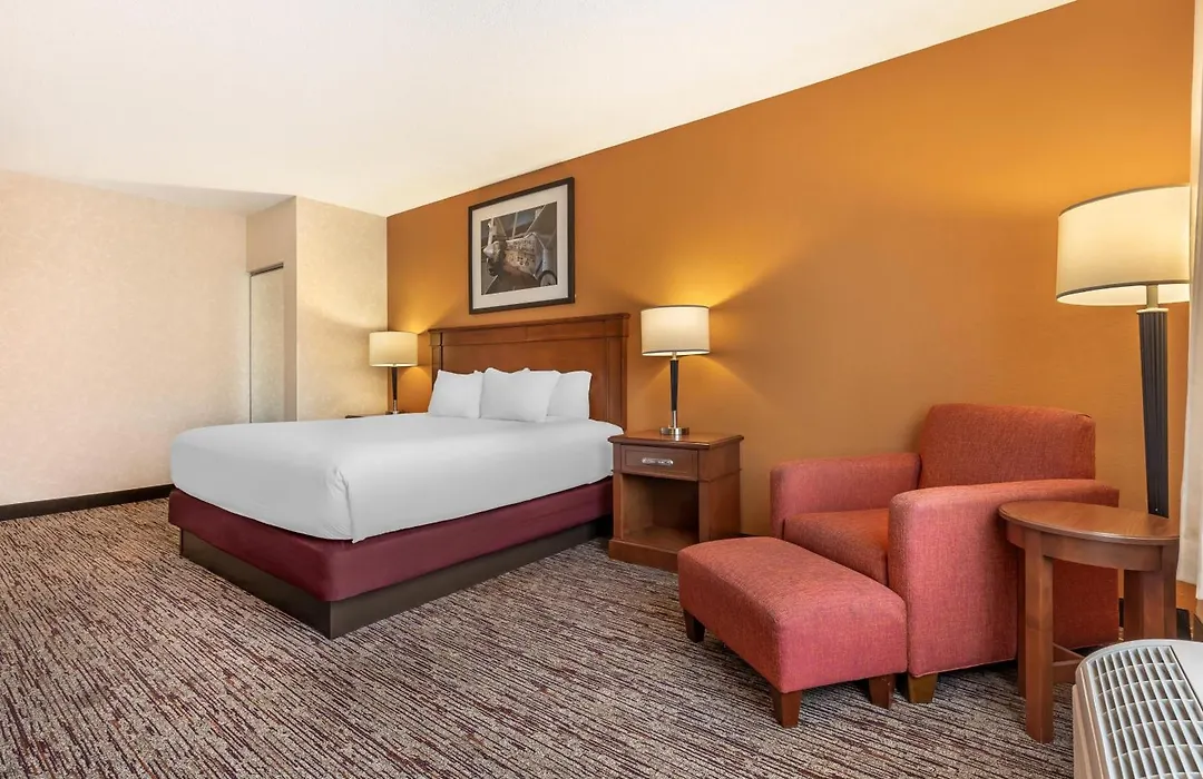 Drury Inn & Suites St. Louis Forest Park-1