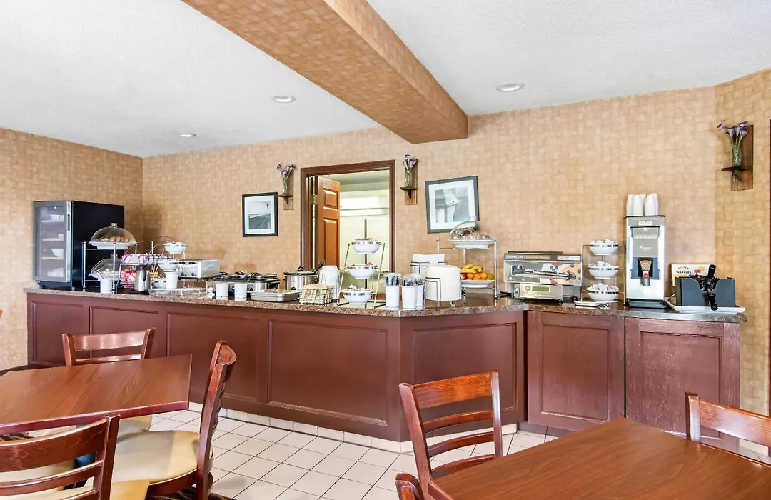 Sleep Inn & Suites Bay View Acme - Traverse City-1