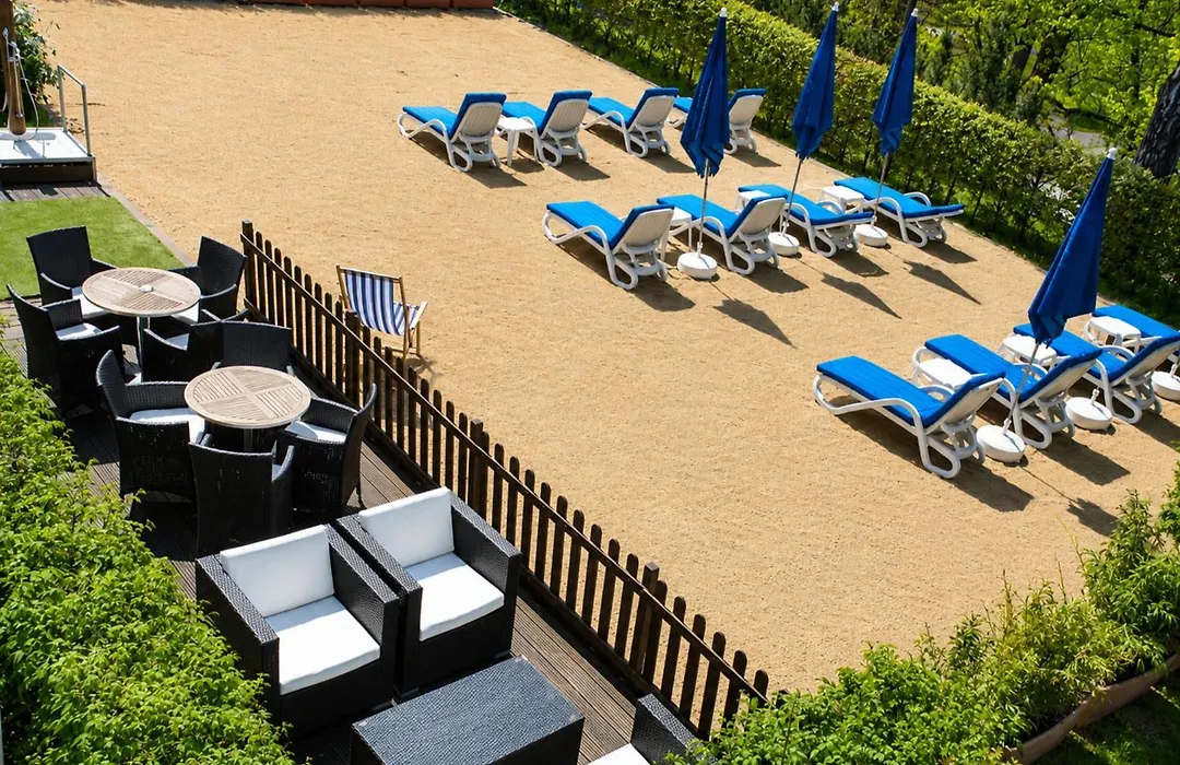 Sunday Hotel Friedrichroda&SPA-1
