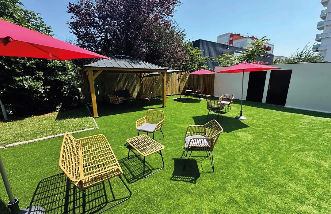 Ibis Styles Paris Saint Denis La Plaine-1