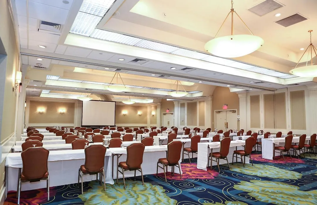 Crowne Plaza Virginia Beach Town Center By Ihg-1