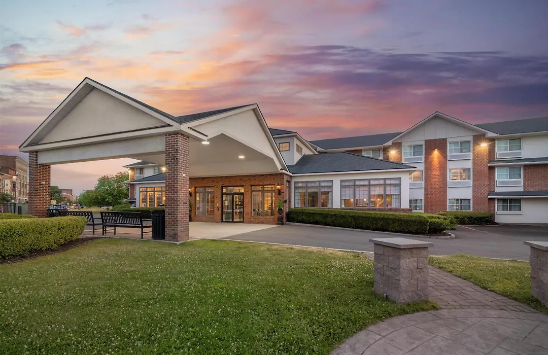 Best Western Plus Franklin Square Inn-1