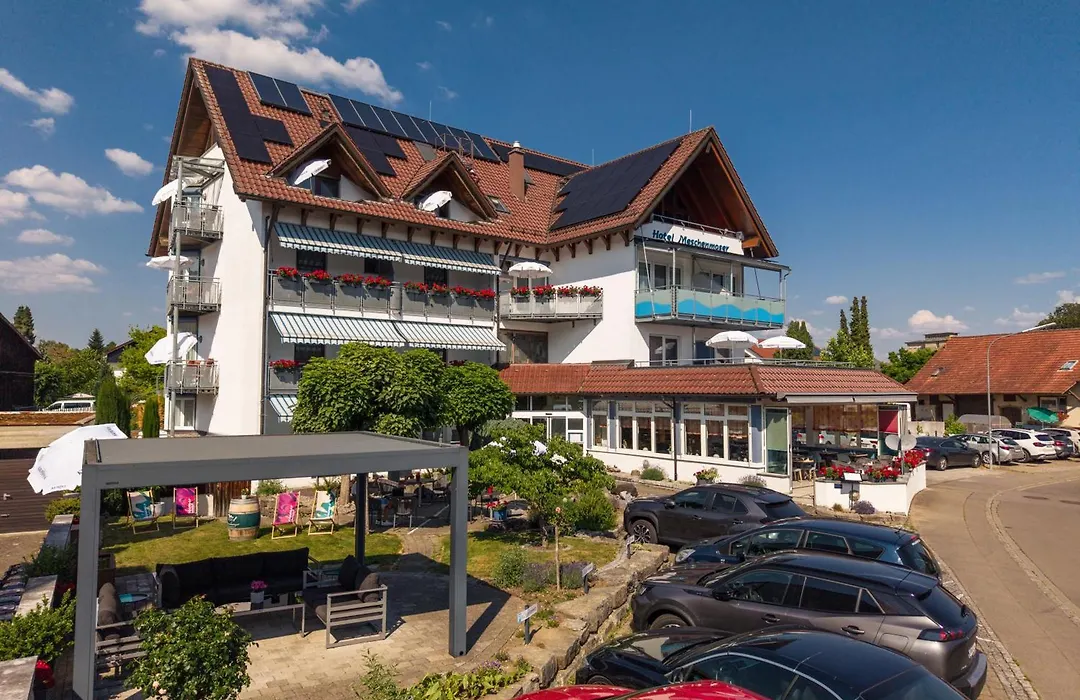 Hotel Meschenmoser-1