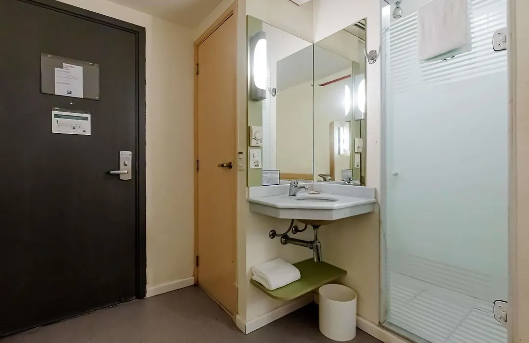 Ibis Budget Vitoria-1
