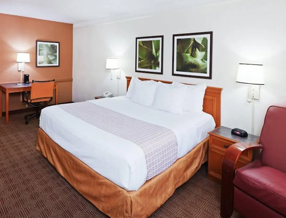 Motel 6 Texas City-1