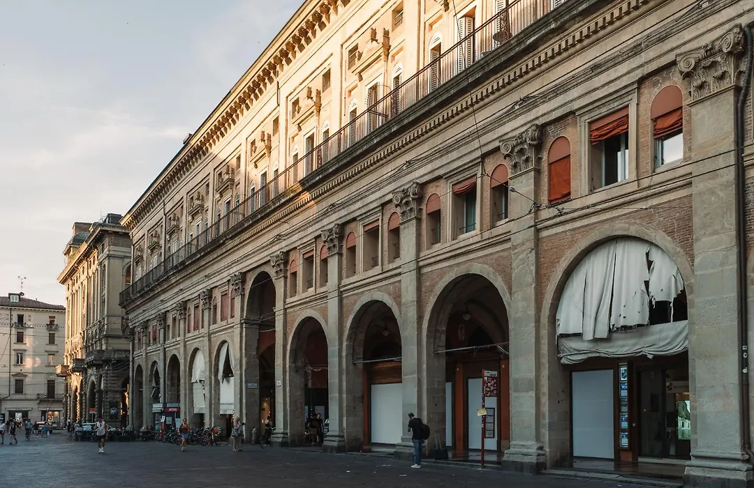 4 Viale Masini Hotel-1