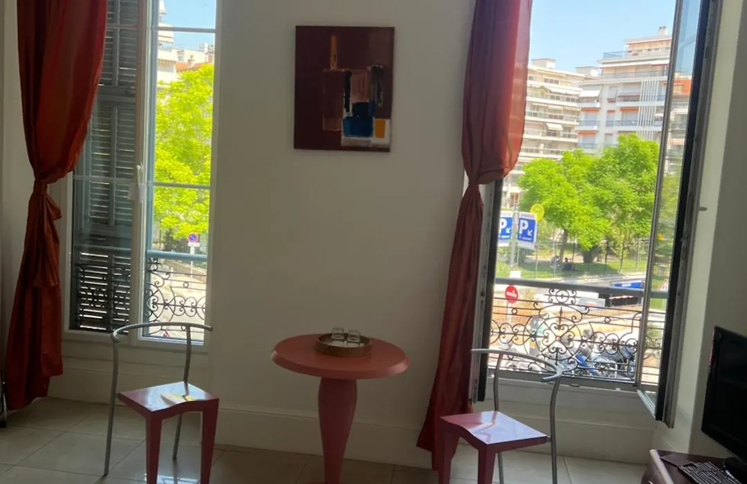 Nice Riviera Sweet Home Chambres d'hotes-1