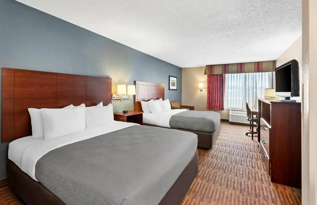 Quality Inn & Suites Lawrence - University Area-1
