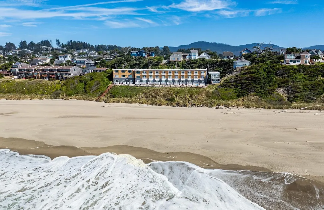 Sailor Jack Oceanfront Motel-1