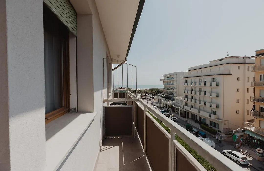 Hotel Grand Prix-1