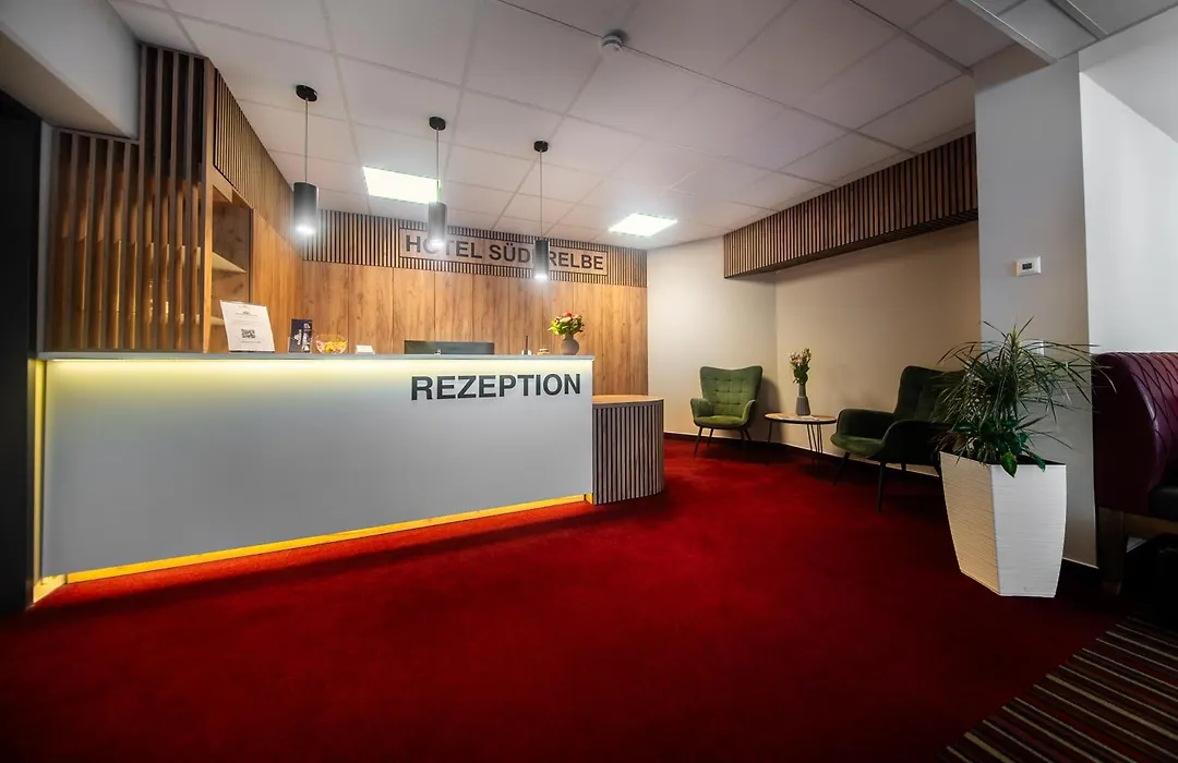 Hotel Suederelbe-1