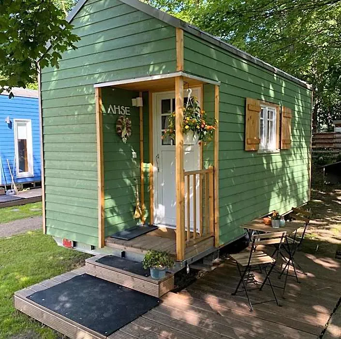 Tiny House Ahse im PIER9 Tiny House Hotel-1