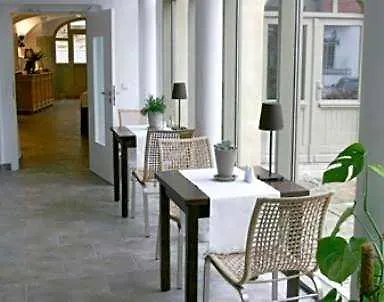 deckerts Hotel am Katharinenstift-1