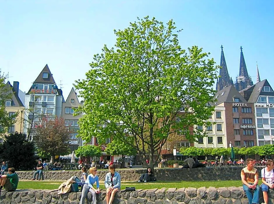 Hotel Roemerhafen-1