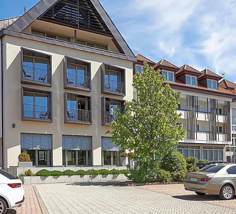 Hotel Zur Schönen Aussicht-1