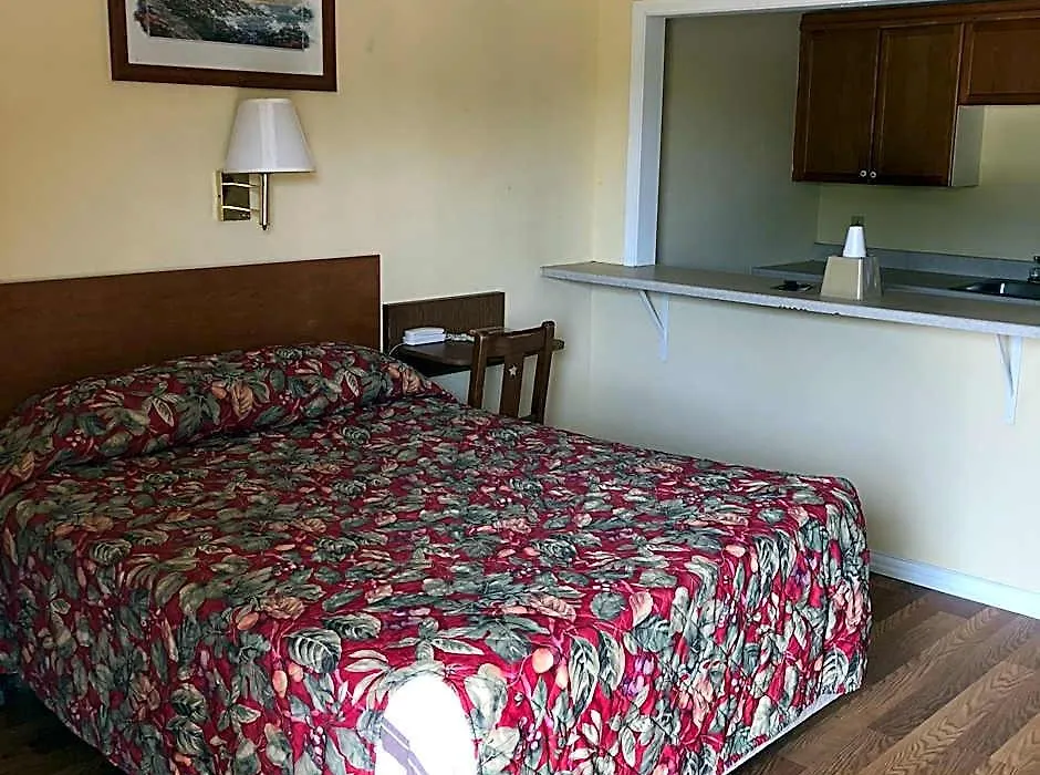Country Host Inn-1