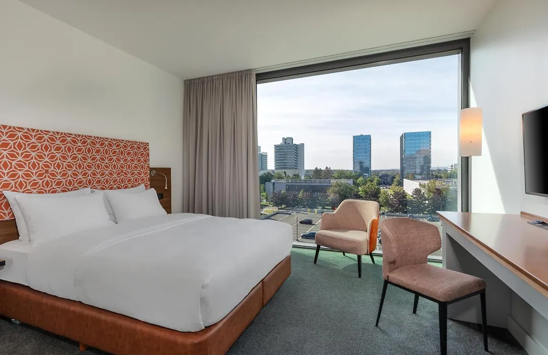Wyndham Frankfurt Niederrad-1