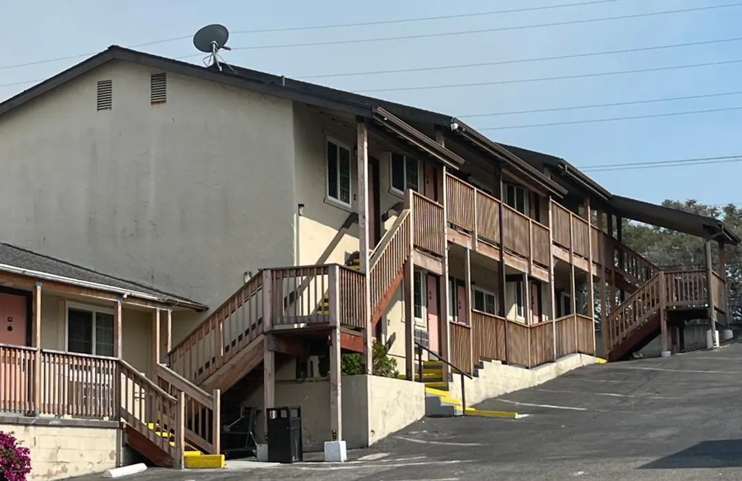 Monterey Fairgrounds Inn-1