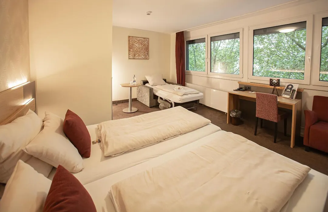 Hotel Münchner Hof-1
