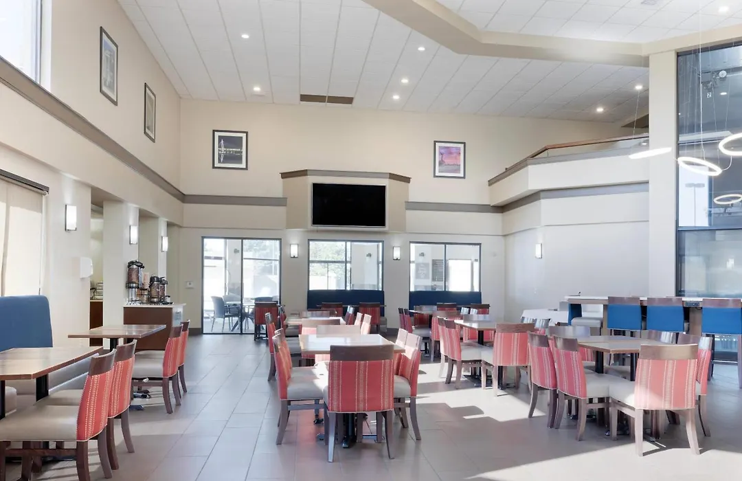 Comfort Inn & Suites Wichita Northeast-1