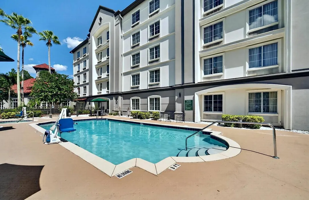 La Quinta By Wyndham Tampa Brandon Regency Park-1