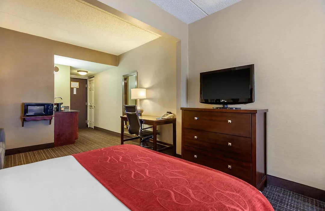 Comfort Suites Green Bay West-1