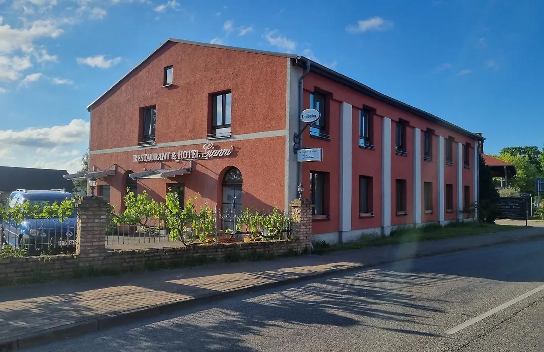 Hotel Da Gianni GmbH-1